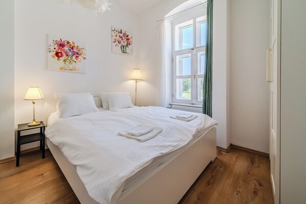 2 quartos, Wi-Fi de cortesia, roupa de cama