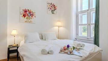 2 bedrooms, free WiFi, bed sheets
