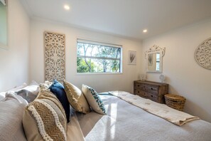 3 室のベッドルーム、アイロン / アイロン台、インターネット、ベッドシーツ