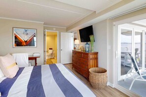 3 bedrooms, iron/ironing board, Internet, bed sheets