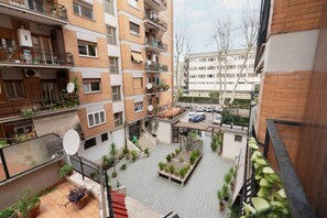 Property grounds - Garbatella Modern Apartment Relax and Comfort (Roma)