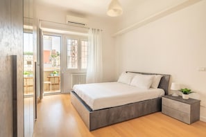 2 slaapkamers, een strijkplank/strijkijzer, wifi, beddengoed