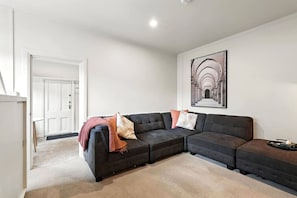 TV - Dunn Cottage North Hobart x 6 (North Hobart)