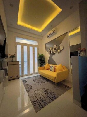 Interior - Luna Homestay Bui Vien Street Quan 1 (Ho Chi Minh)