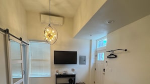 Interior - The Speakeasy Studio (Lakeview)