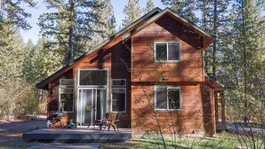 Exterior - Forest Meadow Cabin (Winthrop)