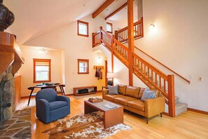 Fireplace, DVD player, books, offices