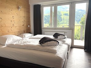 3 bedrooms, internet