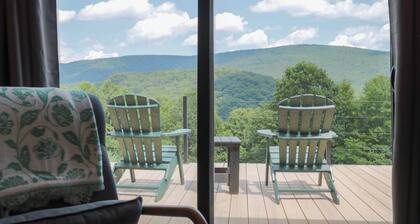 Epic View Cabin & Hiking!