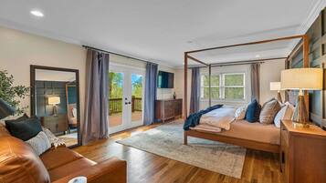 Bügeleisen/Bügelbrett, Reisekinderbett, kostenloses WLAN, Bettwäsche