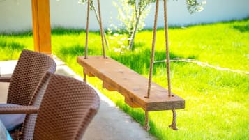 Villa Deluxe, vistas al patio | Terraza o patio