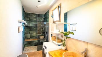 Villa Deluxe, vistas al patio | Sábanas de algodón egipcio y ropa de cama de alta calidad