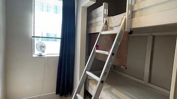 Free WiFi, bed sheets, wheelchair access