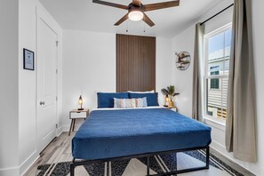 5 Schlafzimmer, Bügeleisen/Bügelbrett, kostenloses WLAN, Bettwäsche