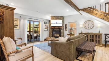 Téléviseur connecté, foyer