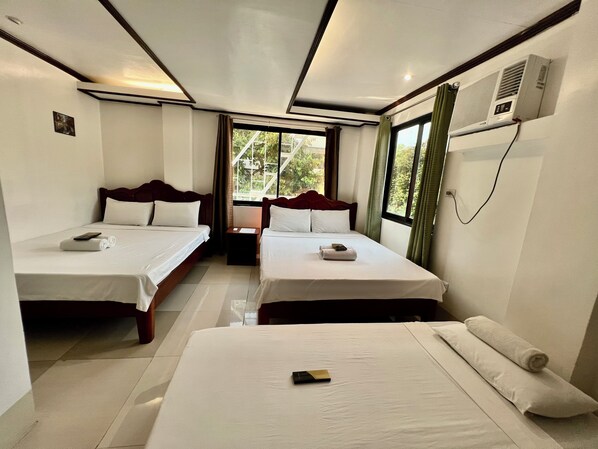 Quadruple Room | Free WiFi