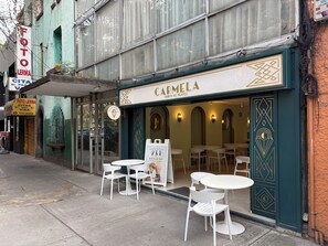 Restauration extérieure