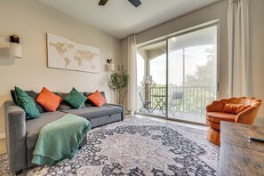TV - 4 Mi to Disney: Family-Friendly Resort Getaway! (Kissimmee)