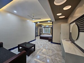 Quarto superluxo | Escrivaninha, Wi-Fi de cortesia