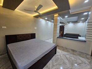Quarto luxo | Escrivaninha, Wi-Fi de cortesia