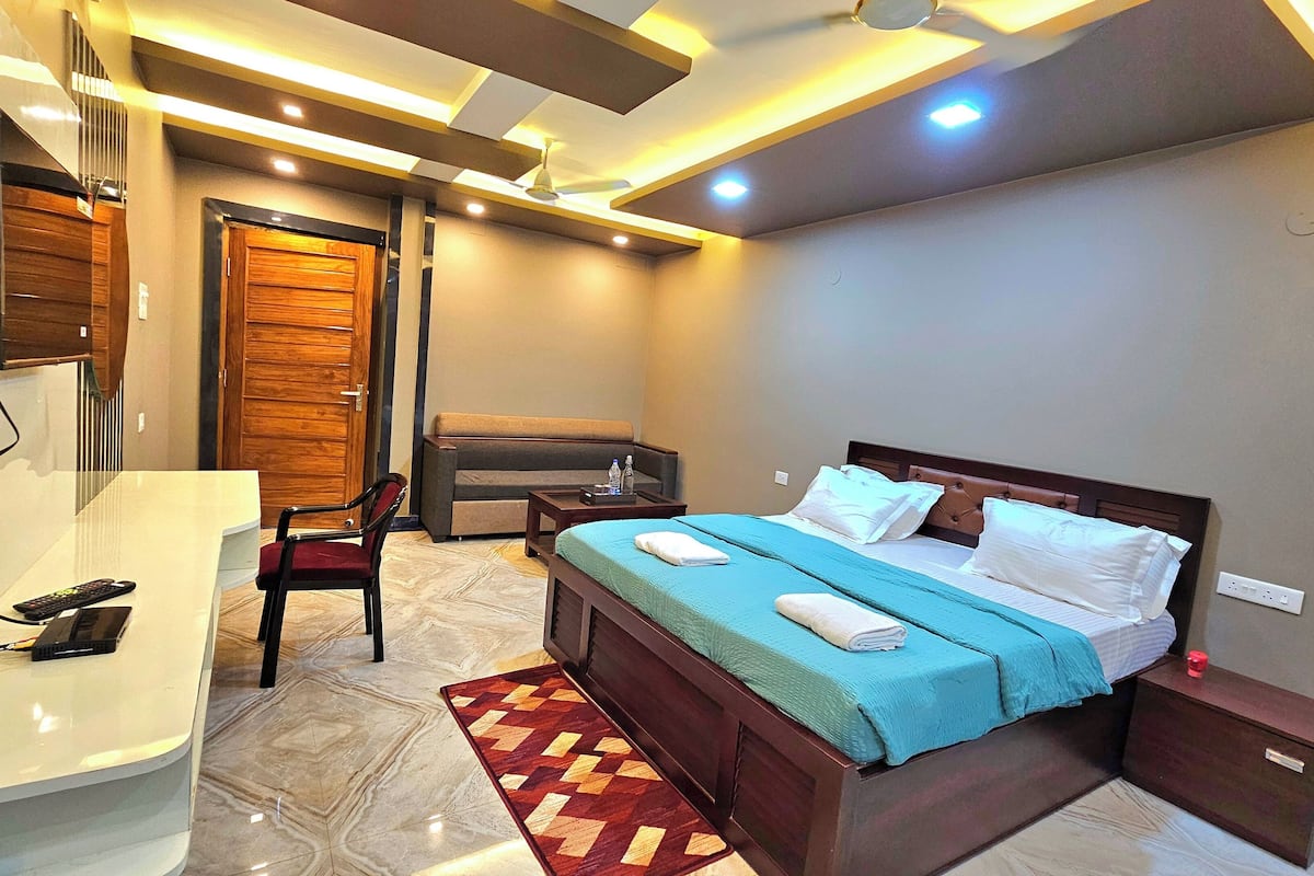 ห้องลักซ์ชัวรี่ | โต๊ะทำงาน, Wi-Fi ฟรี