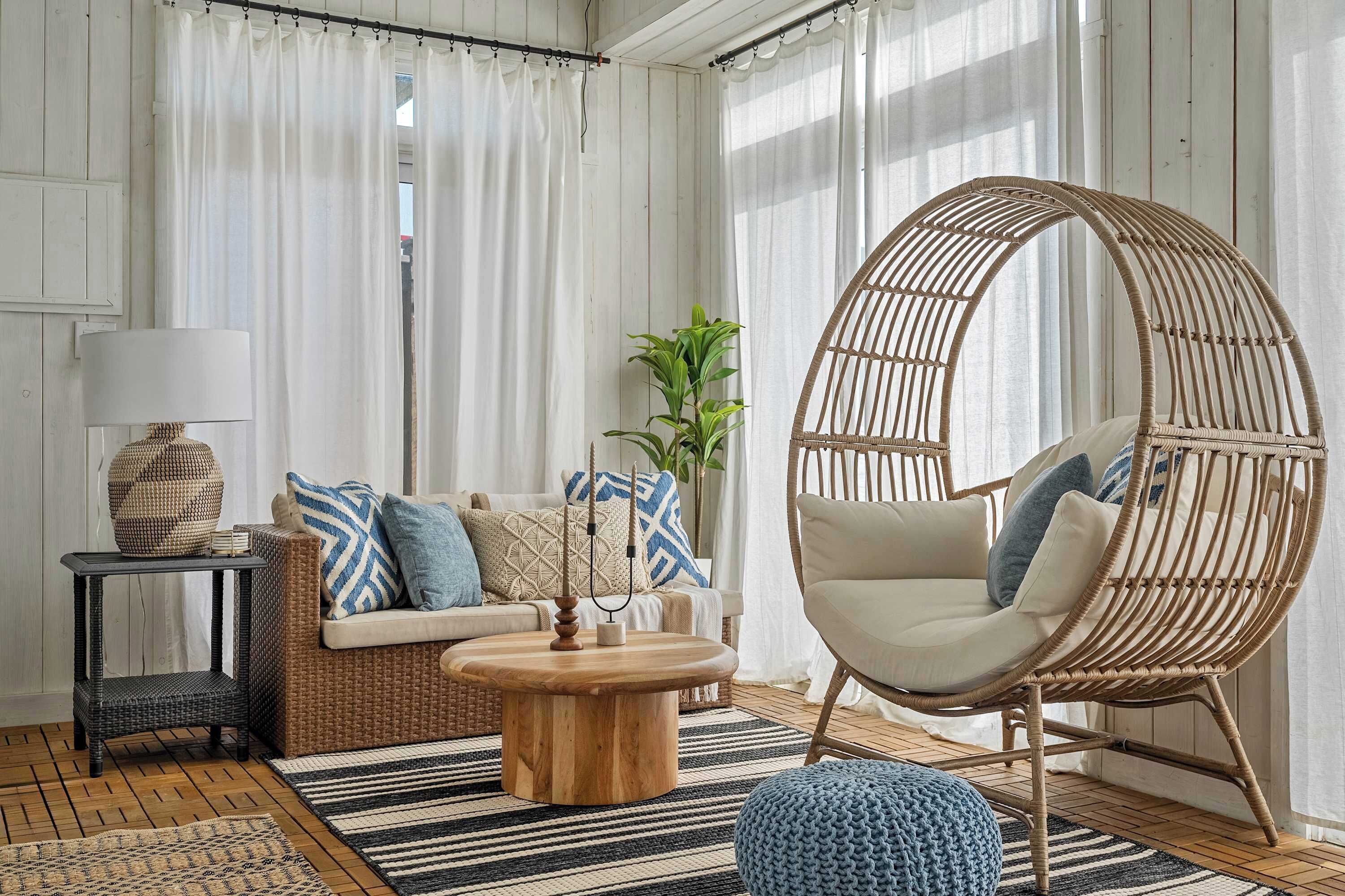 Télévision, cheminée, espaces bureaux