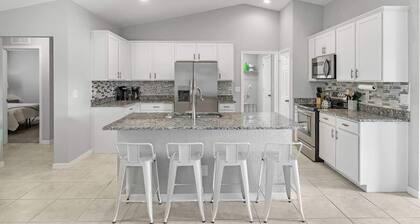 The Cape Escape | Pet Friendly | Modern Retreat