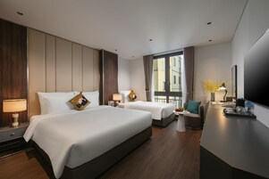 ตู้นิรภัยในห้องพัก, ผ้าม่านกันแสง, Wi-Fi ฟรี