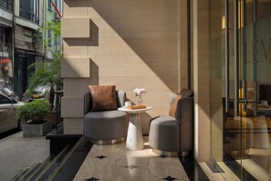 Front of property - Léman Old Quarter Hotel (Ha Noi)