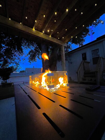 Soothing 2-bedroom house with AC in Omaha