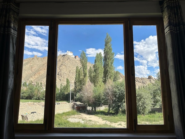 Free WiFi - Otsal Villa (Leh)