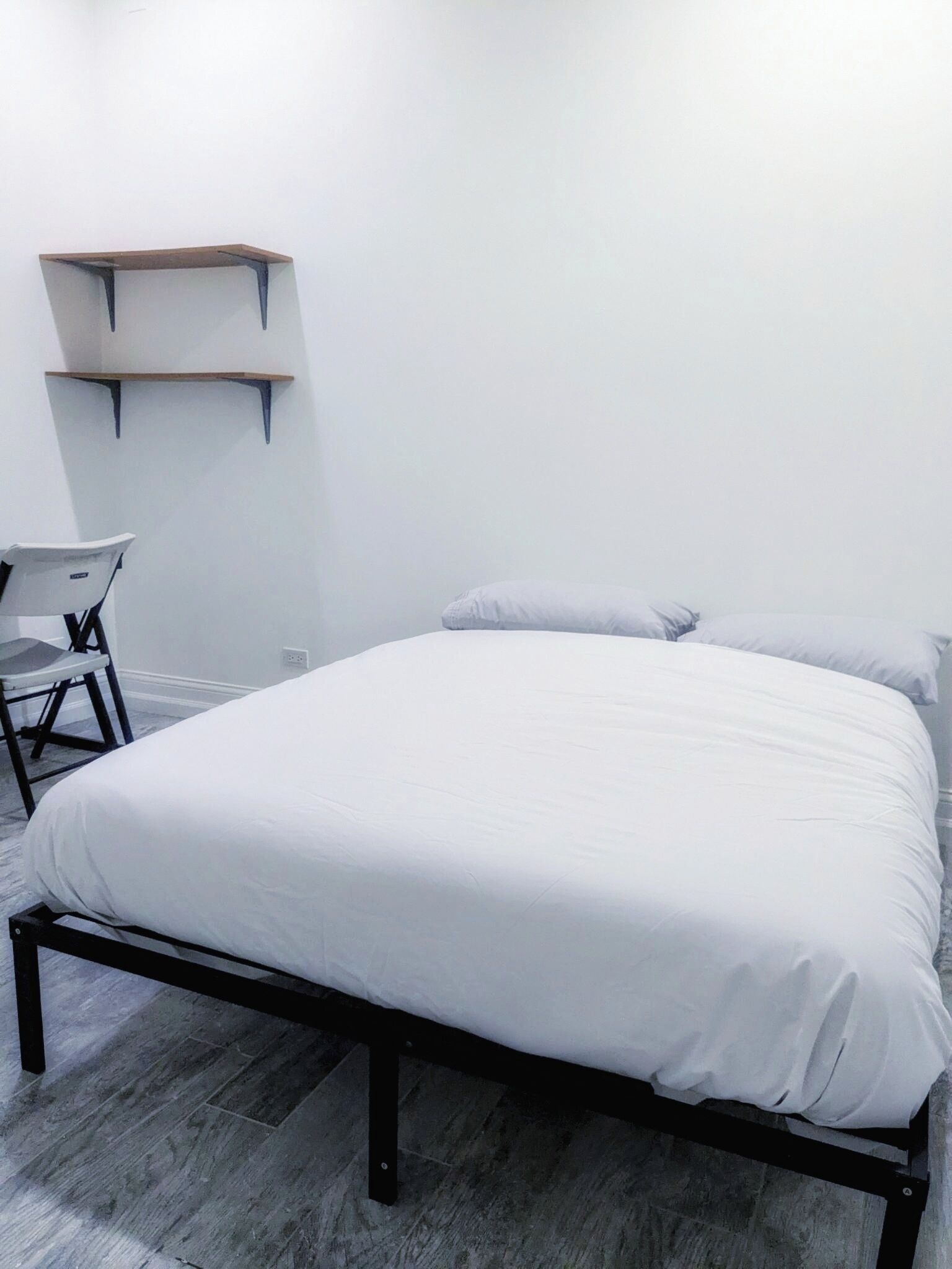 2 bedrooms, desk, free WiFi, bed sheets