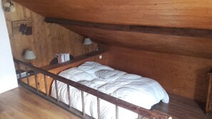 2 chambres, fer et planche Ă repasser, Wi-Fi, draps fournis