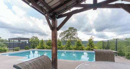 Serenity Ridge • 6 Br Sleeps 16 • Pool • Hot Tub