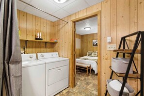 4 bedrooms, iron/ironing board, travel cot, WiFi