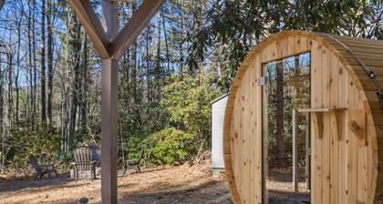 Rainbow Falls Cabin | Sauna | Hot Tub | Foosball