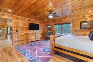 3 chambres, fer et planche à repasser, Wi-Fi gratuit, draps fournis