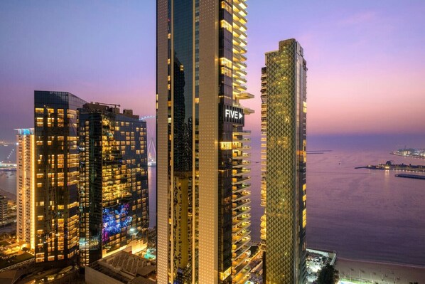 Exterior - FIRST CLASS | 3BR | Sea View | Near JBR Beach (JBR)