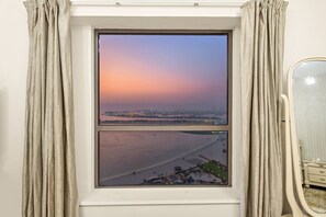 Interior - FIRST CLASS | 3BR | Sea View | Near JBR Beach (JBR)