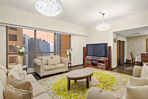 TV - FIRST CLASS | 3BR | Sea View | Near JBR Beach (JBR)