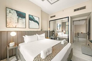 2 bedrooms, desk, iron/ironing board, WiFi - FIRST CLASS | 2BR |  Pool View | near Dubai Mall (Dubai)