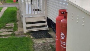 Property grounds - Cayton Bay Kestrel40 private owner's (Scarborough)
