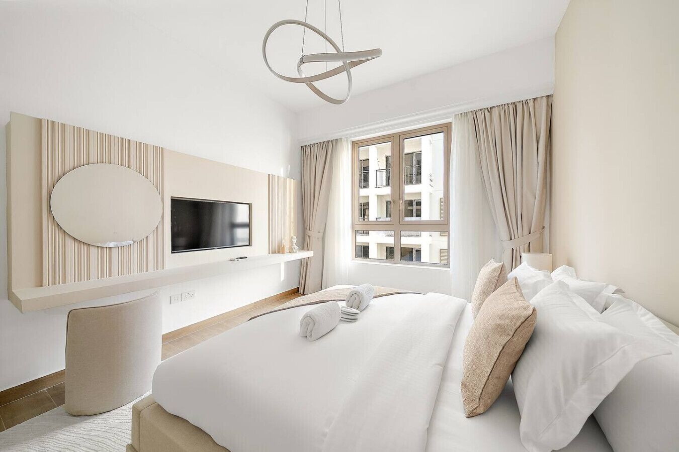 2 多间卧室、熨斗/熨衣板、WiFi、床单