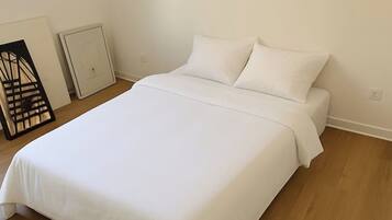 1 habitación, wifi y ropa de cama