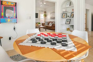 Spielezimmer
