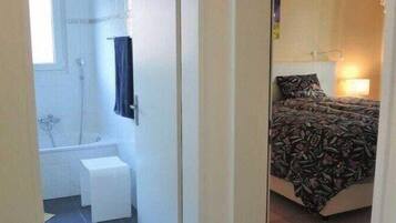 2 bedrooms, free WiFi