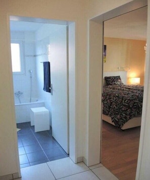 2 Schlafzimmer, Internetzugang