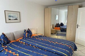 1 quarto, ferros/tábuas de passar roupa, acesso à internet