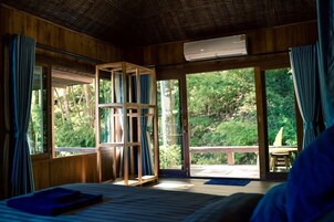 Superior Villa, Balcony, Mountain View | Free WiFi