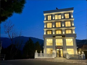 Front of property – evening/night